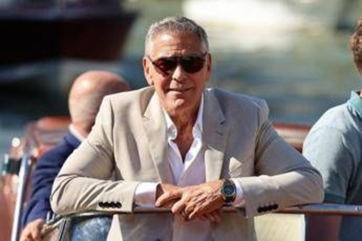 Clooney annuncia una nuova serie tv: "Gireremo alcune scene proprio qui a Venezia" Clooney annuncia una nuova serie tv: "Gireremo alcune scene proprio qui a Venezia"