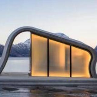 "Norvegia cesso di Paese?" Oslo risponde a Trump con una gallery di toilette spettacolari "Norvegia cesso di Paese?" Oslo risponde a Trump con una gallery di toilette spettacolari