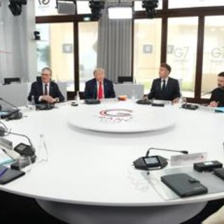 Ucraina-Russia, Trump: "Parlato con Zelensky e Putin, qualcosa sta per succedere" Ucraina-Russia, Trump: "Parlato con Zelensky e Putin, qualcosa sta per succedere"