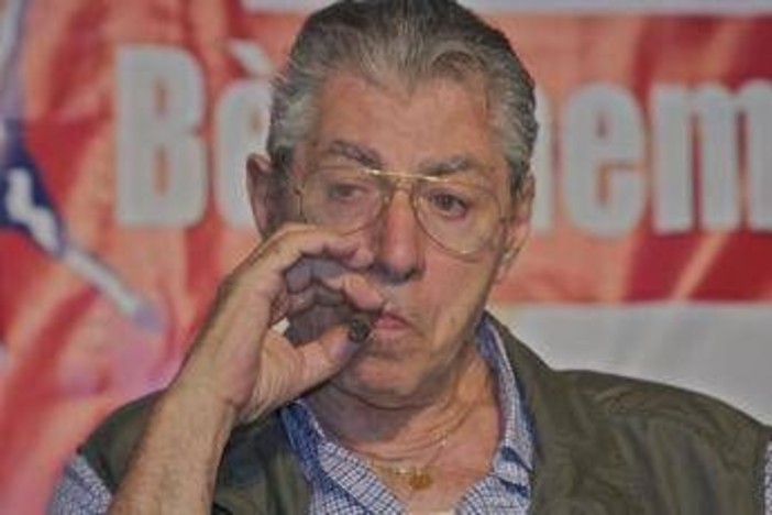 Umberto Bossi, da 'Roma ladrona' a 'La Lega ce l'ha duro': anatomia del linguaggio del Senatur
