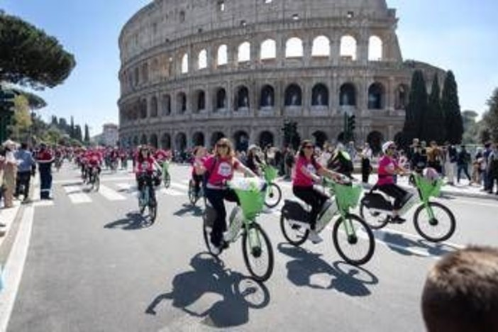 'Bicinrosa' torna a Roma, sport e prevenzione contro il cancro al seno