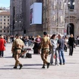 Allerta cortei, oggi manifestazioni in tutta Italia: 150 perquisizioni a Milano e in altre 20 città, piazze blindate