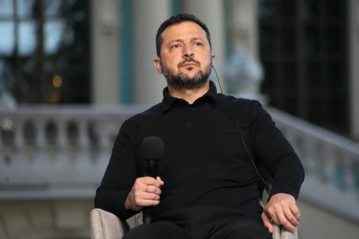 Zelensky “Pronti per misure di de-escalation se la Russia farà lo stesso” Zelensky “Pronti per misure di de-escalation se la Russia farà lo stesso”