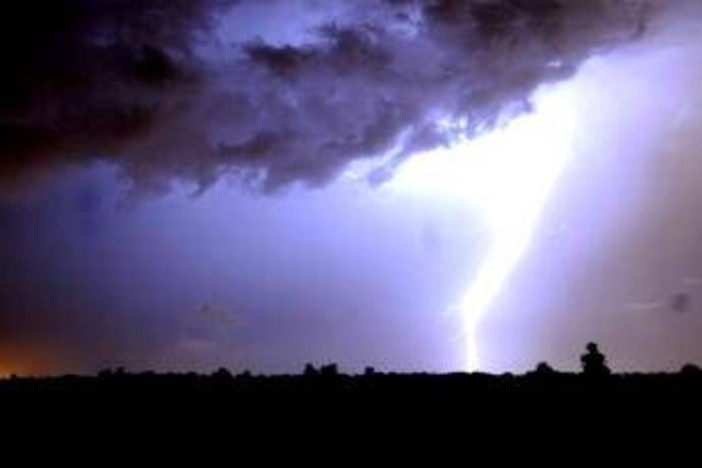 Tempo instabile sull'Italia tra temporali e freddo, le previsioni meteo