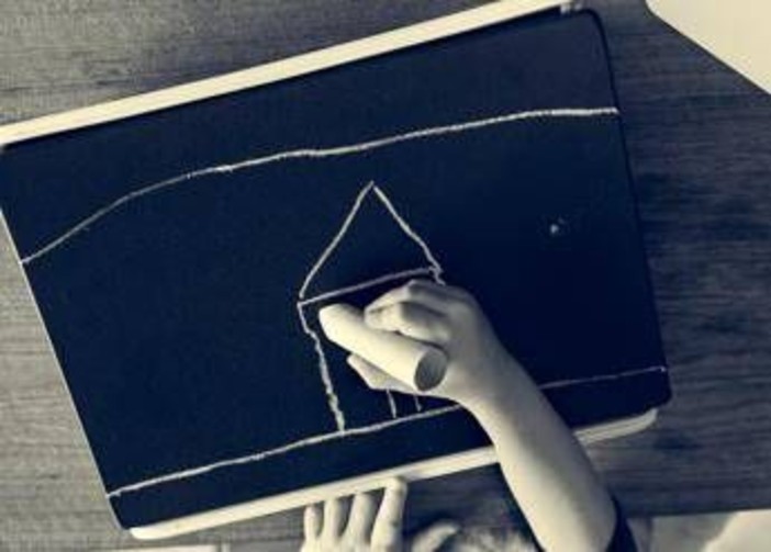 Pedopornografia, tutela minori e informazione: ecco perché non fare i nomi degli arrestati, cosa dice il codice deontologico Pedopornografia, tutela minori e informazione: ecco perché non fare i nomi degli arrestati, cosa dice il codice deontologico