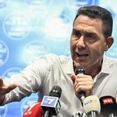 Sondaggio politico, Fratelli d'Italia e Pd giù. Vannacci cresce ancora Sondaggio politico, Fratelli d'Italia e Pd giù. Vannacci cresce ancora