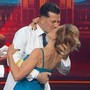 Ballando, D'Urso e il valzer con finale a sorpresa: il bacio con La Rocca Ballando, D'Urso e il valzer con finale a sorpresa: il bacio con La Rocca