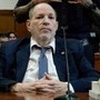 Harvey Weinstein condannato a 15 anni di carcere per violenza sessuale