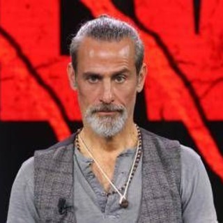 Raz Degan digiuna per 10 giorni, Caterina Balivo lo punzecchia: &quot;Chissà...&quot;