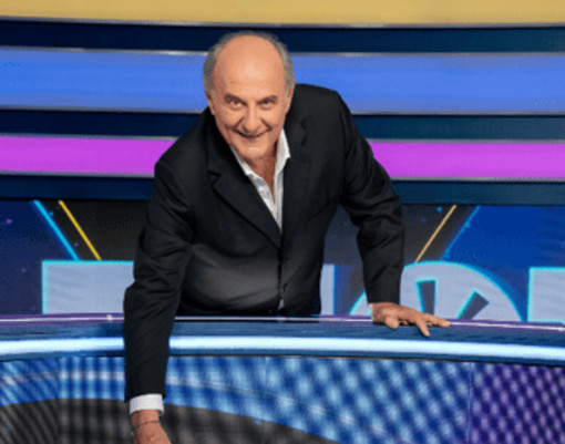 'La Ruota della Fortuna' festeggia i 70 anni di Gerry Scotti: oggi puntata speciale
