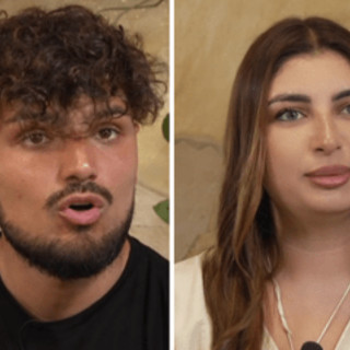 Temptation Island, Giovanni e Sabrina la terza coppia: "Ho perso fiducia nei suoi confronti" Temptation Island, Giovanni e Sabrina la terza coppia: "Ho perso fiducia nei suoi confronti"
