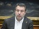 Legittima difesa, Salvini “Nessuno invoca il far west, ma estendere il perimetro” Legittima difesa, Salvini “Nessuno invoca il far west, ma estendere il perimetro”