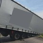 Scontro fra tir a Bari, camion sospeso nel vuoto: vivi per miracolo i due conducenti