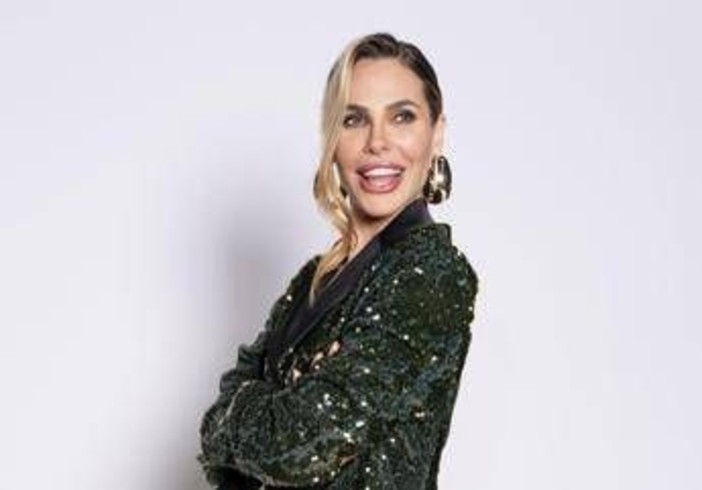 Ilary Blasi: "Appena pronte le carte del divorzio da Totti, sposo Bastian Muller" Ilary Blasi: "Appena pronte le carte del divorzio da Totti, sposo Bastian Muller"