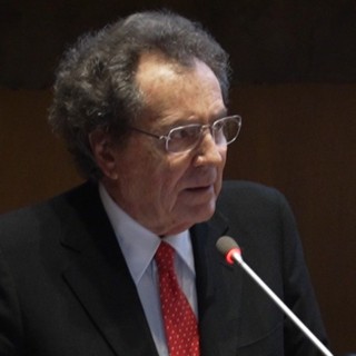 Intesa Sanpaolo, nel Piano di Impresa 30% nuovo credito per ambiente e sociale