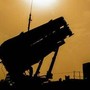 Pentagono frena le forniture all'Ucraina, sempre meno armi per la difesa aerea di Kiev