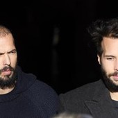 L'influencer della 'manosfera' Andrew Tate e il fratello Tristan arrestati a Miami L'influencer della 'manosfera' Andrew Tate e il fratello Tristan arrestati a Miami