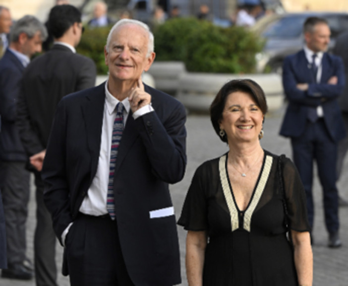 Ministra Roccella ospite a 'Storie al bivio', l'intervista prima della scomparsa del marito Luigi Cavallari Ministra Roccella ospite a 'Storie al bivio', l'intervista prima della scomparsa del marito Luigi Cavallari