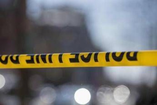 Sparatoria a Minneapolis, 3 morti e 3 agenti feriti Sparatoria a Minneapolis, 3 morti e 3 agenti feriti