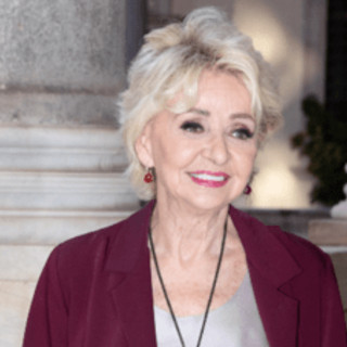 Enrica Bonaccorti e l'abbraccio con Renato Zero, il retroscena a 'La volta buona'