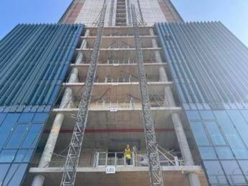 Milano, Ffm presenta nuovo hotel: investimento da 66 mln per torre da 90 metri Milano, Ffm presenta nuovo hotel: investimento da 66 mln per torre da 90 metri
