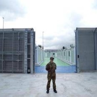 Migranti, la svolta Ue su rimpatri e Paesi sicuri: cosa cambia adesso