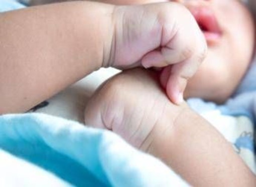 Manovra, arriva il salvadanaio per neonati: 100 euro ogni anno fino a 18 anni Manovra, arriva il salvadanaio per neonati: 100 euro ogni anno fino a 18 anni