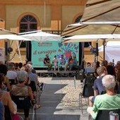 Reggio Emilia, al Festival di Emergency le testimonianze degli operatori in Ucraina: "Attacchi tutti i giorni, conflitto totalizzante" Reggio Emilia, al Festival di Emergency le testimonianze degli operatori in Ucraina: "Attacchi tutti i giorni, conflitto totalizzante"