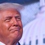 Trump assicura: "I 5mila dollari? Saranno mandati agli americani al 100%" Trump assicura: "I 5mila dollari? Saranno mandati agli americani al 100%"