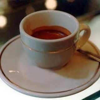 Il caffè e l'effetto sul sonno, lo studio e l'orario ideale per l'ultima tazzina Il caffè e l'effetto sul sonno, lo studio e l'orario ideale per l'ultima tazzina