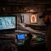 Guerra Ucraina-Russia, pioggia di droni su Mosca: Kiev sospende gli attacchi alle raffinerie dopo le pressioni di Trump