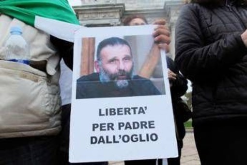 &quot;Trovato il corpo di padre Dall'Oglio&quot;, ma vescovo di Aleppo e sorella smentiscono