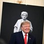 Trump festeggia Colombo alla Casa Bianca, caccia al voto degli italoamericani Trump festeggia Colombo alla Casa Bianca, caccia al voto degli italoamericani