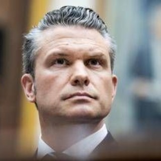 Usa, capo del Pentagono: &quot;Invasione di Panama e Groenlandia? Abbiamo i piani pronti&quot;