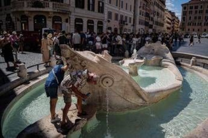 Sole e sempre più caldo, ecco l'escalation termica: le previsioni meteo Sole e sempre più caldo, ecco l'escalation termica: le previsioni meteo