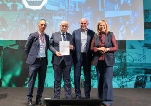 Accordo Anaci-Cri-Sima, i condomini diventano presidi sanitari per anziani e fragili Accordo Anaci-Cri-Sima, i condomini diventano presidi sanitari per anziani e fragili