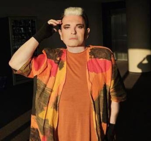 Malgioglio, l'appello ai giovani: "Il sole può uccidere, io potevo morire per un melanoma"