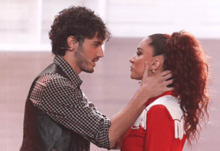 Andrea Delogu e Nikita Perrotti, è nato l'amore? Lei rompe il silenzio Andrea Delogu e Nikita Perrotti, è nato l'amore? Lei rompe il silenzio