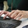 Foto 'rubate' su forum sessista, da Meloni a Schlein nessuna donna politica risparmiata