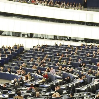 Via libera del Parlamento Ue alle prime norme anticorruzione