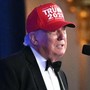 Da fake news a sindrome anti-Trump, il presidente contro i media alla cena dei corrispondenti