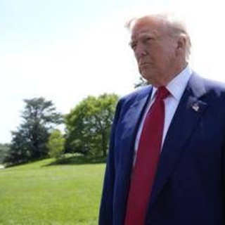 Trump, non solo Iran-Israele: da bombe a annunci di tregua, ecco il 'pacificatore social'