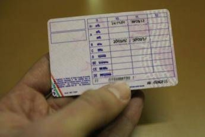 Patenti più care dal 1 novembre, Autoscuole: "L'aumento non è una nostra decisione" Patenti più care dal 1 novembre, Autoscuole: "L'aumento non è una nostra decisione"