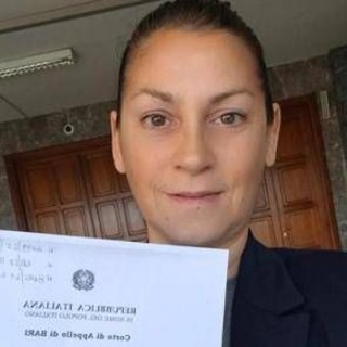 Video hard e sesso con minori, assolta in Appello maestra di Bari: potrà tornare a insegnare Video hard e sesso con minori, assolta in Appello maestra di Bari: potrà tornare a insegnare