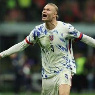 Esposito segna, Adani urla: &quot;Adesso, Erling, lo conosci?&quot;. Ma Haaland fa doppietta