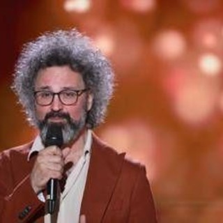 Cristicchi riprende il tour dopo stop forzato per la paralisi di Bell: &quot;Non voglio arrendermi&quot;