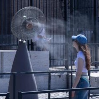 Meteo, il caldo africano non molla: rinforza l'anticiclone ma attenzione ai temporali veloci. Le previsioni Meteo, il caldo africano non molla: rinforza l'anticiclone ma attenzione ai temporali veloci. Le previsioni