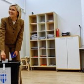 Referendum sull'Ue in Islanda, spoglio in corso: 'No' in testa per 430 voti Referendum sull'Ue in Islanda, spoglio in corso: 'No' in testa per 430 voti