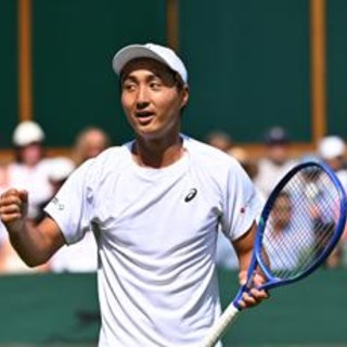 Chi è Shintaro Mochizuki, l'avversario di Sinner a Wimbledon (che ha già battuto Alcaraz)