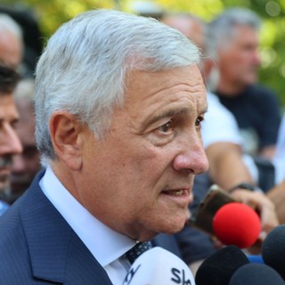 Tajani “I sovranisti di Afd sono nemici dell’Italia, noi diversi dalla Lega”